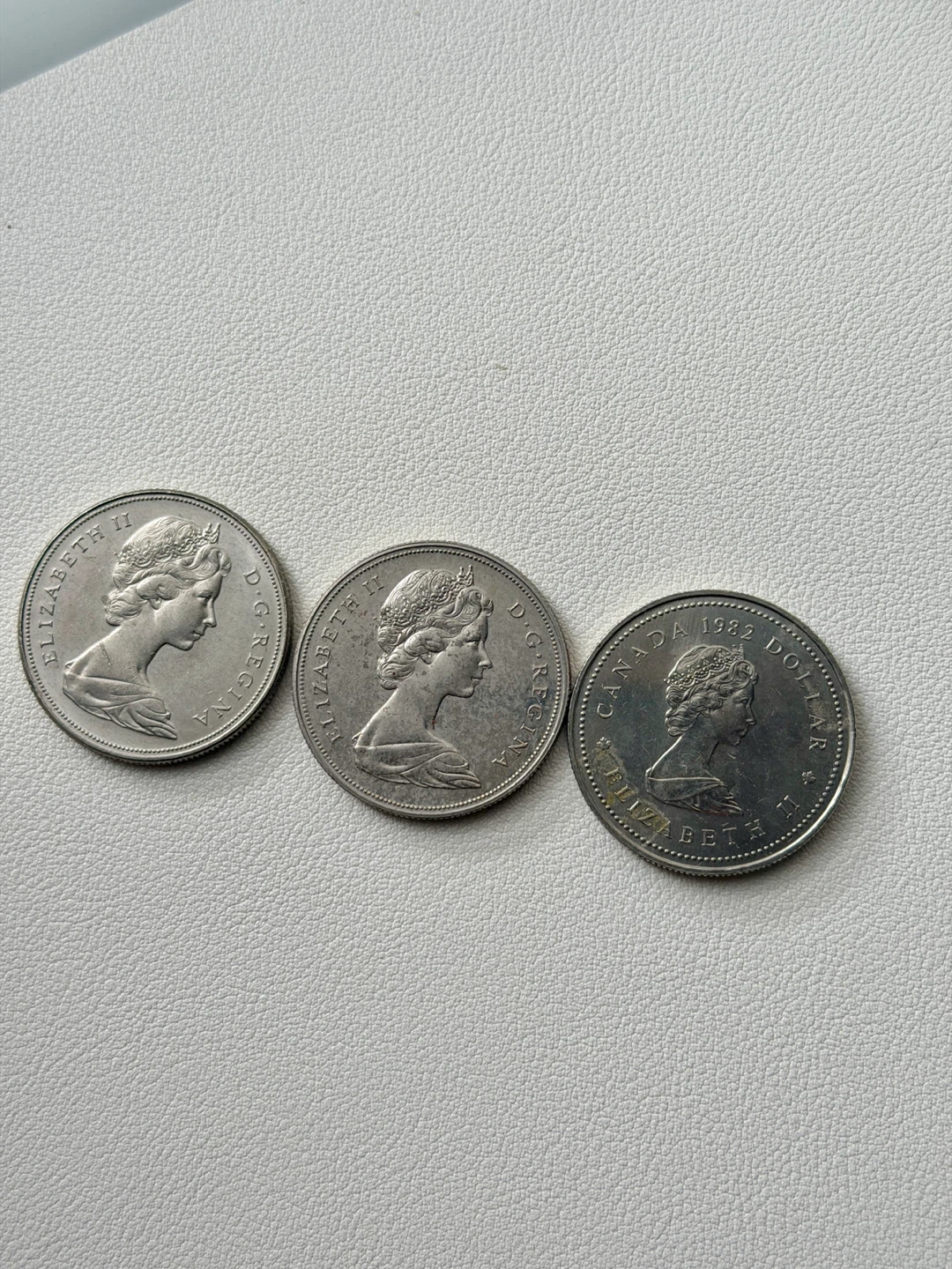 Canadian commemorative coins - Old dollar - photo 2