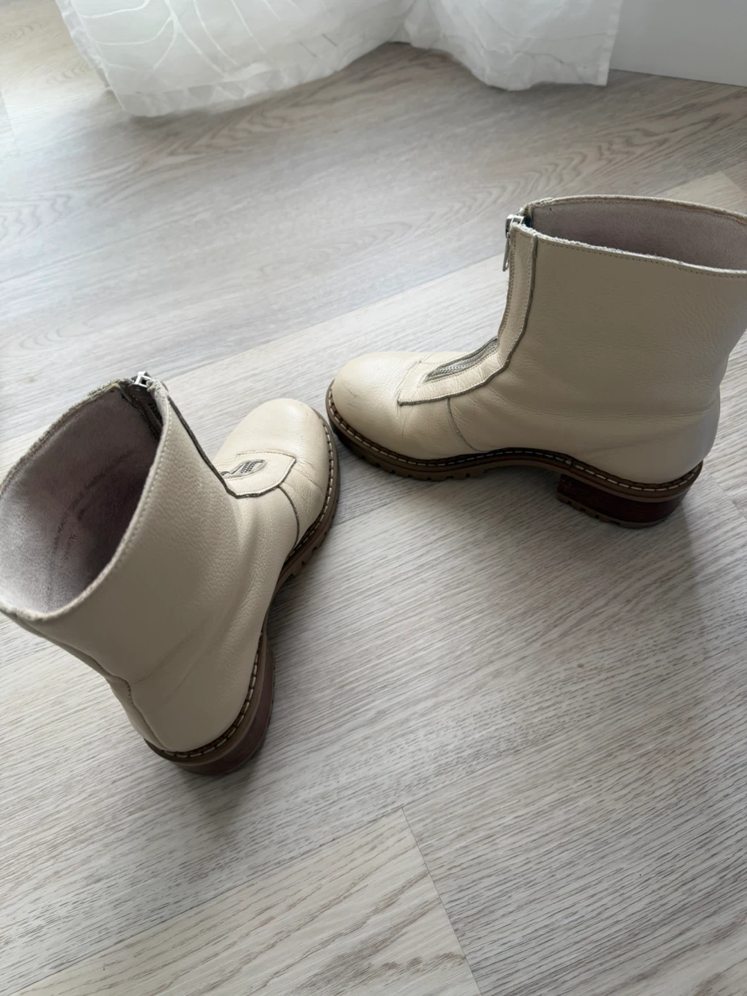 Cream Leather Zipper Boots. Made in Spain - photo 5