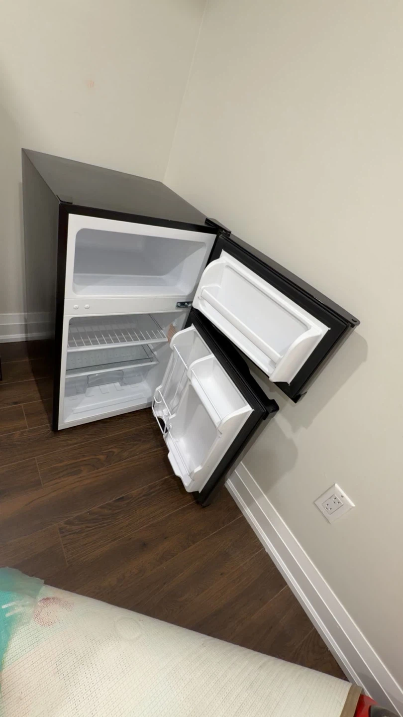 Danby Designer Compact Refrigerator 3.1 Cu.Ft. - photo 3