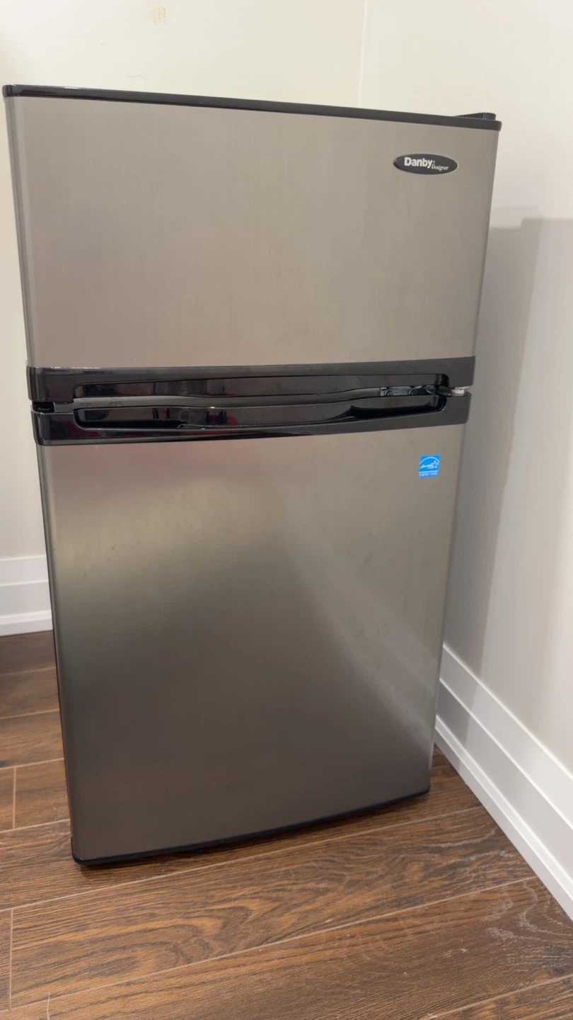 Danby Designer Compact Refrigerator 3.1 Cu.Ft.