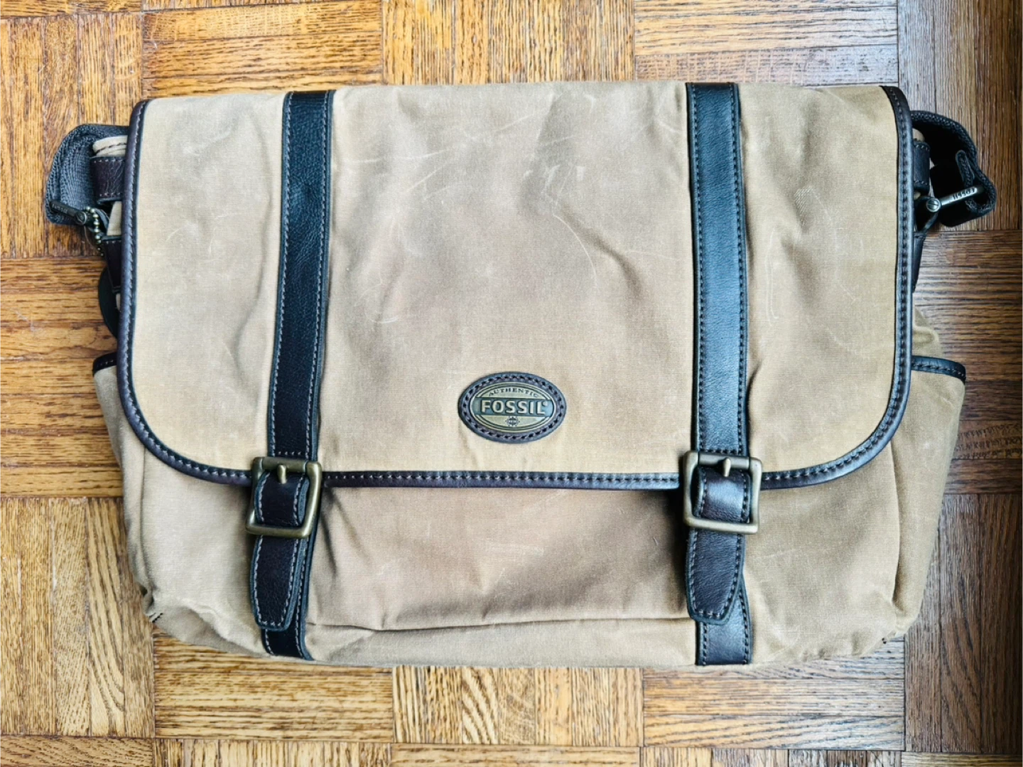Fossil Messenger Bag - Tan Canvas with Leather trim - Brand New