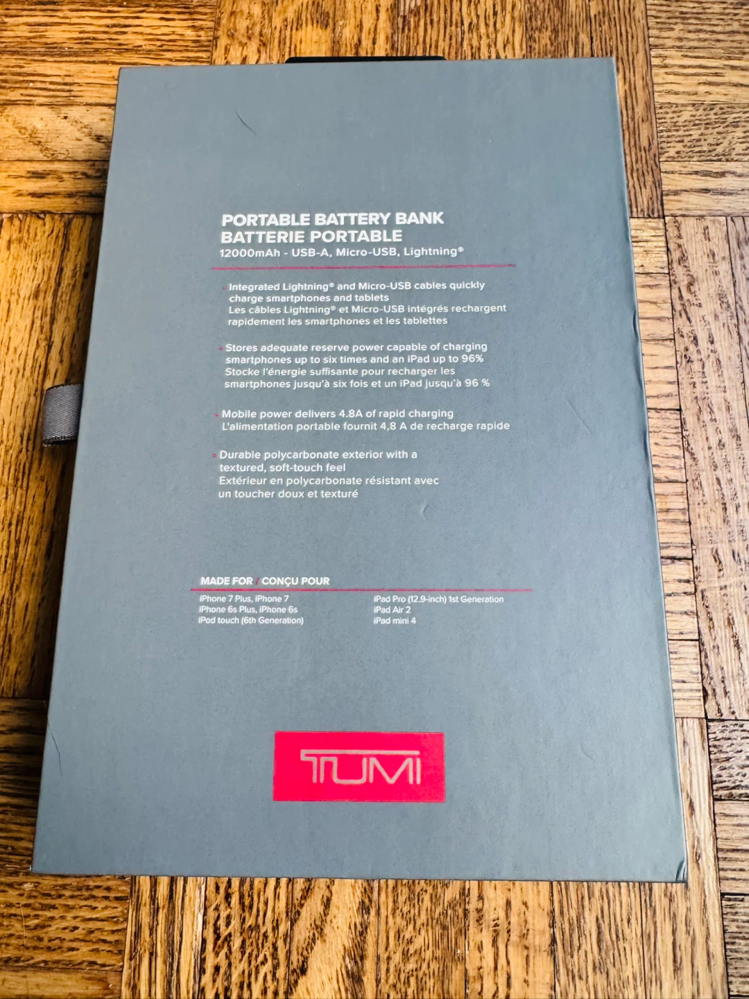 Tumi Portable Battery Bank 12000mAh - New in box - photo 3