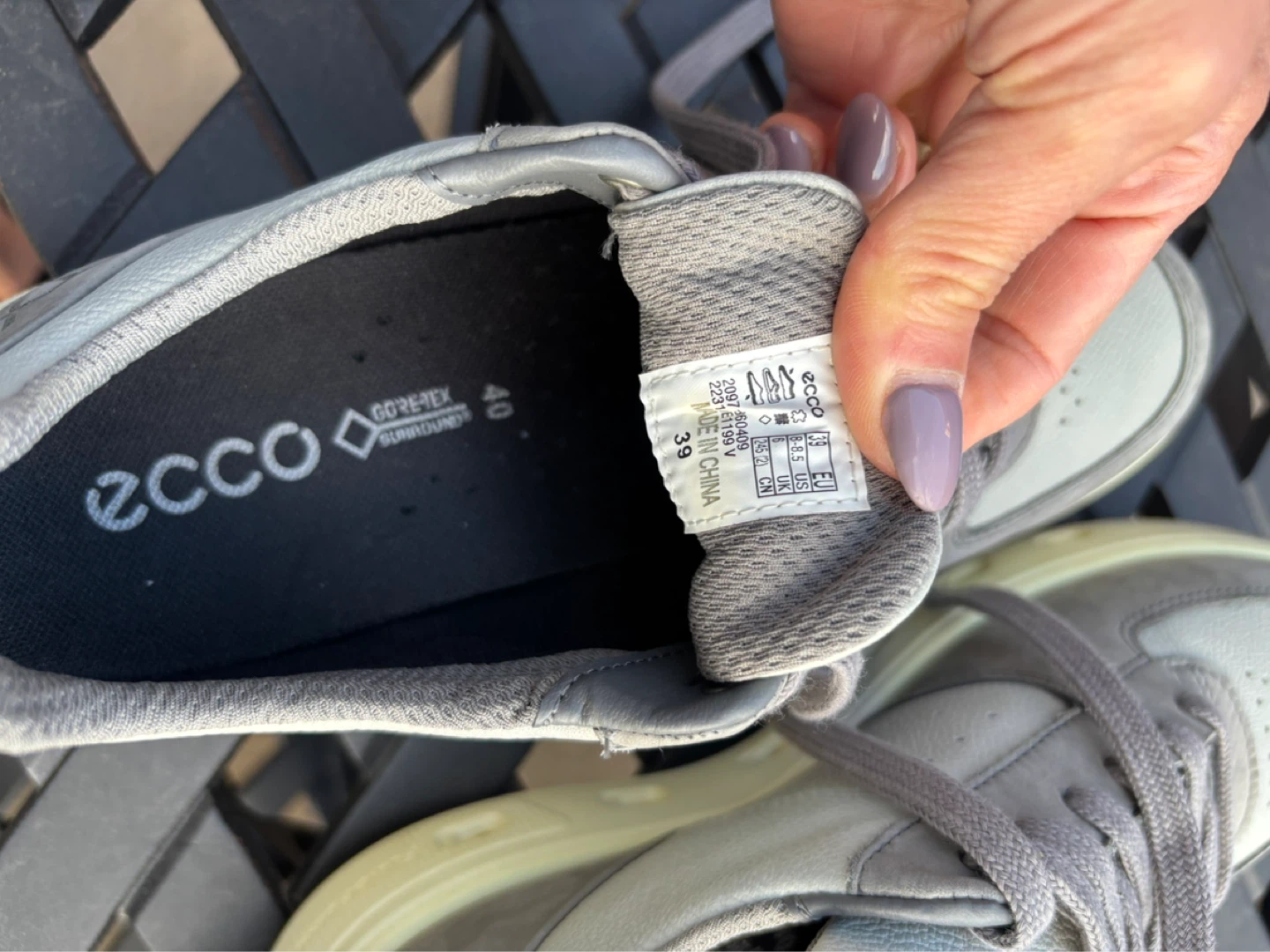 ECCO Gore-Tex Surround Sneakers - Gray - photo 5