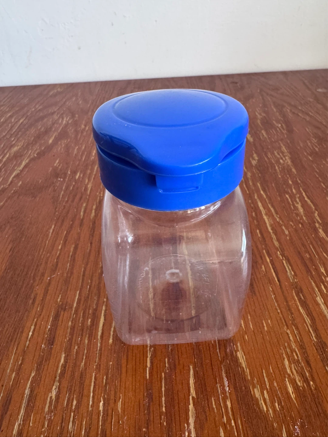 Plastic Spice Jar with Blue Flip-Top Lid - photo 3