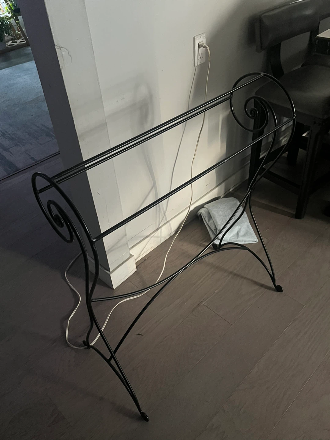 Black Metal Quilt Rack