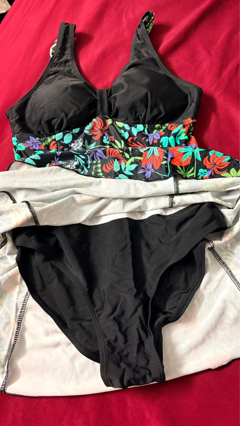 3 Sets - NEW Women's Swimsuit Size L - photo 5
