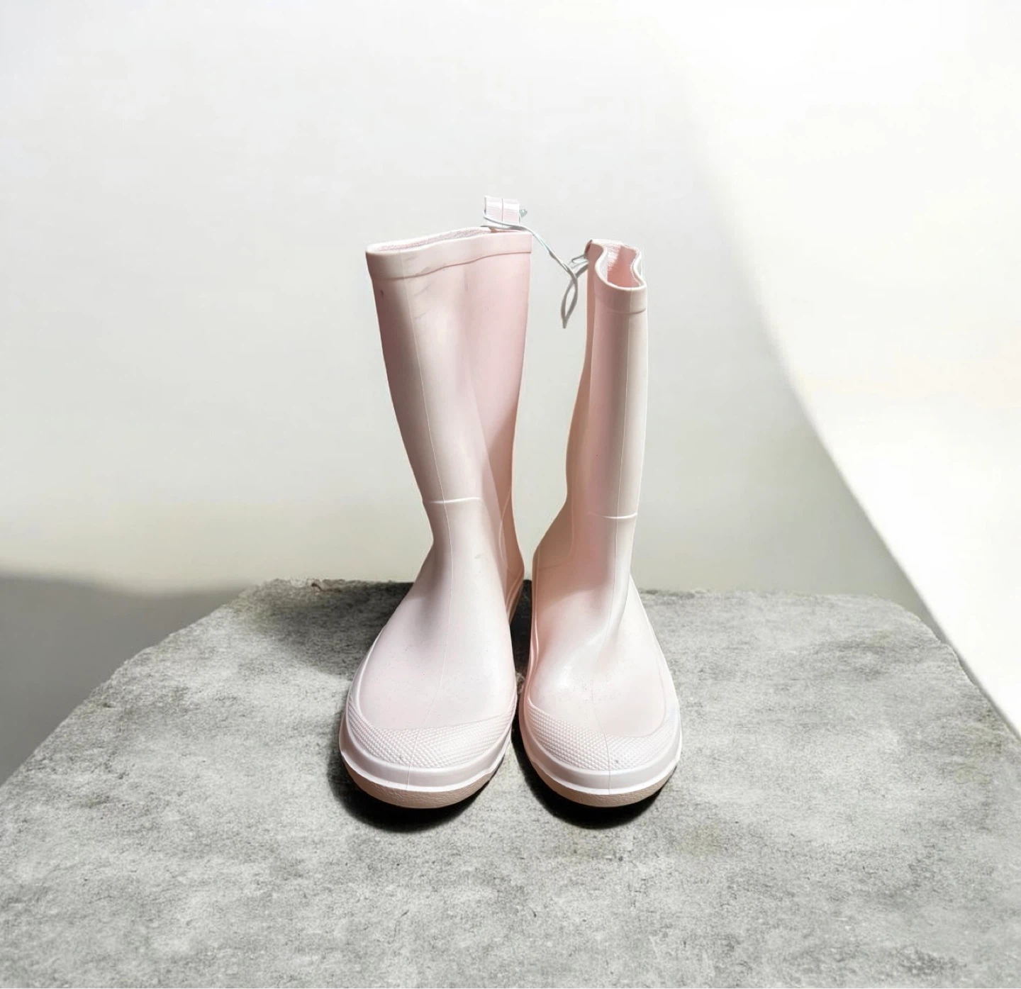 Cat & Jack Pink Rain Boots - Size 2 - photo 2