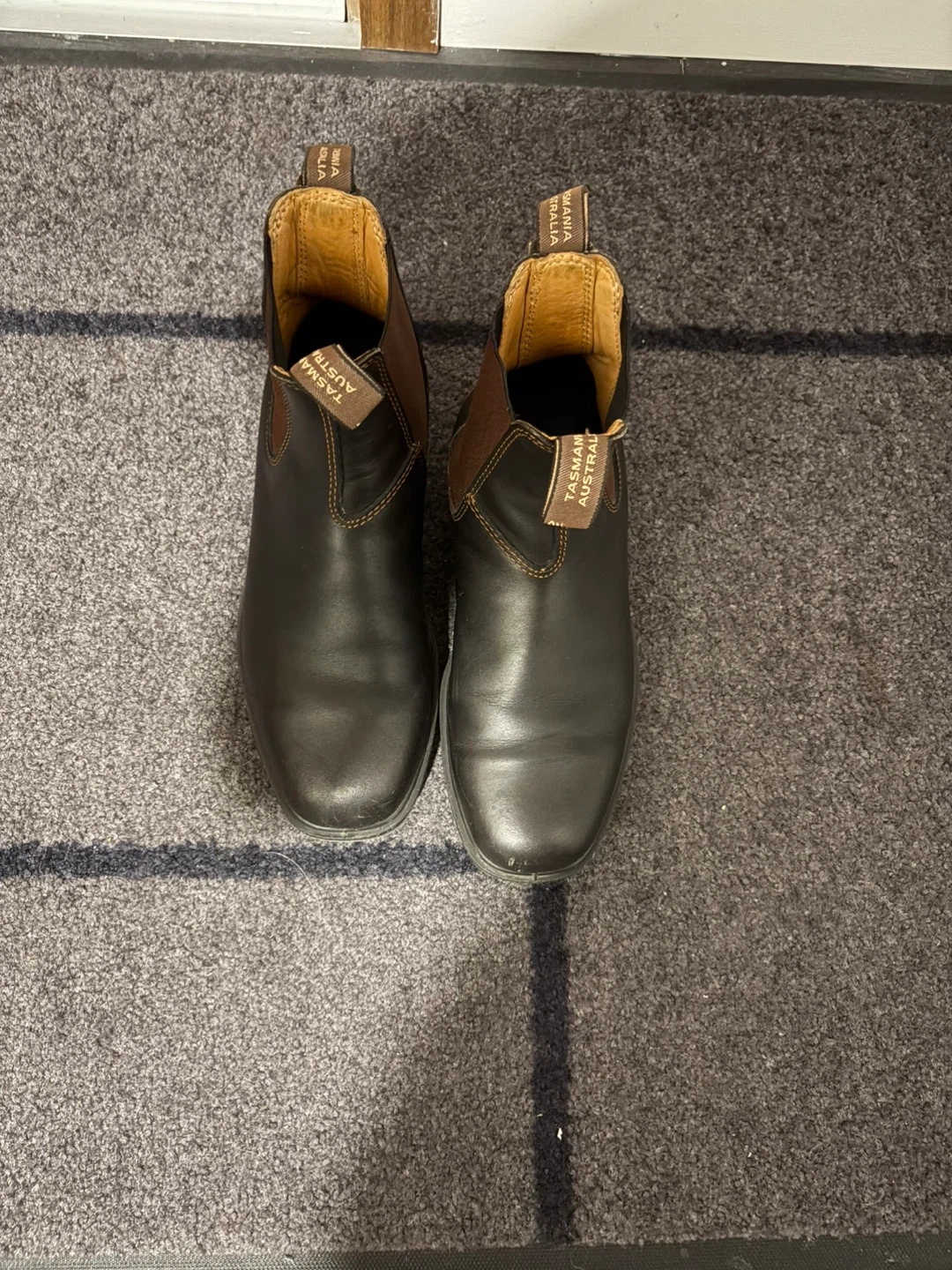 Blundstone Dark Brown Leather Chelsea Boots Size Mens 6 US