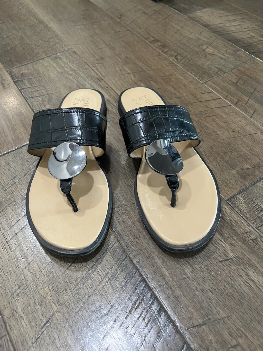 Naturalizer Women's Flat Sandals