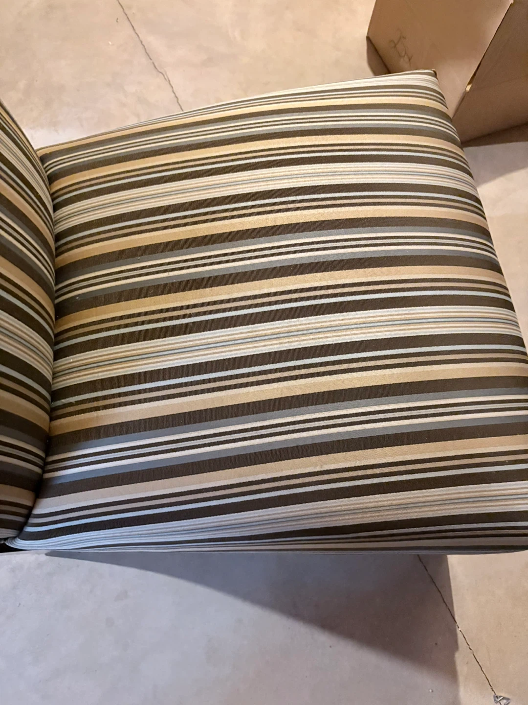Striped Accent Chair with Wooden Frame - photo 4