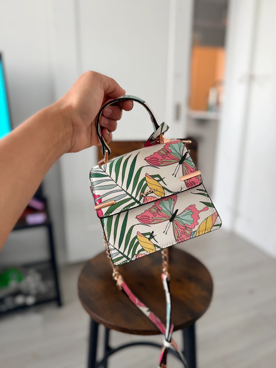 Women's floral and butterfly print mini handbag - photo 4
