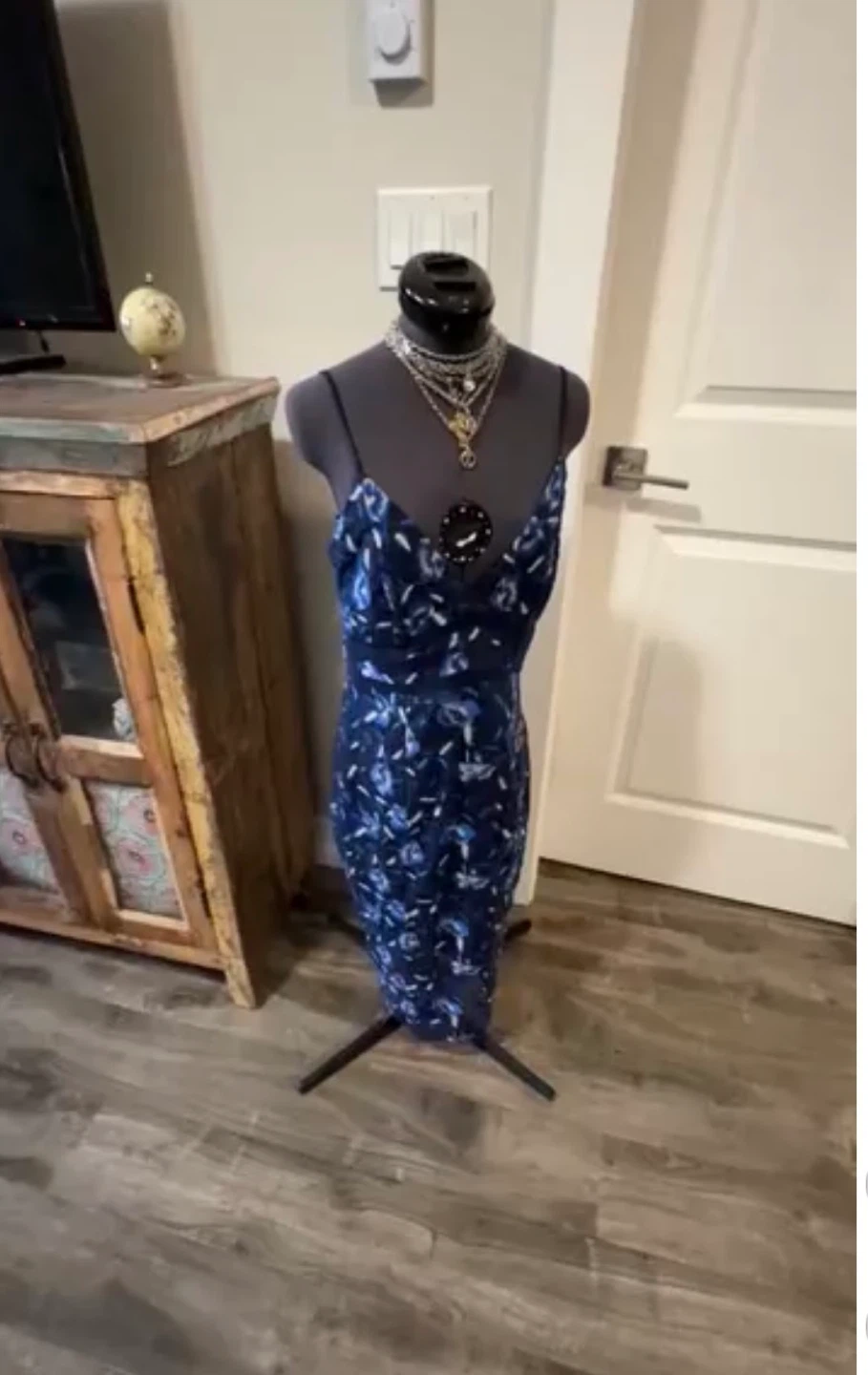 Bardot “sapphire” Blue Floral Dress - size 6/small - photo 2