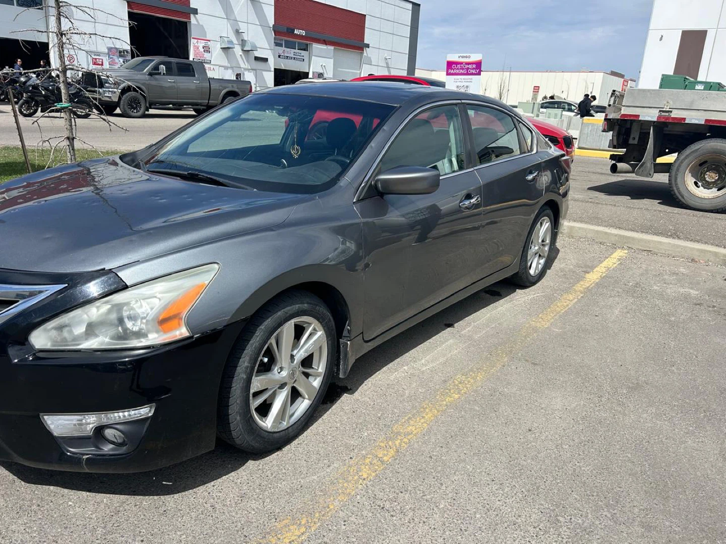 Nissan Altima Sedan - photo 2