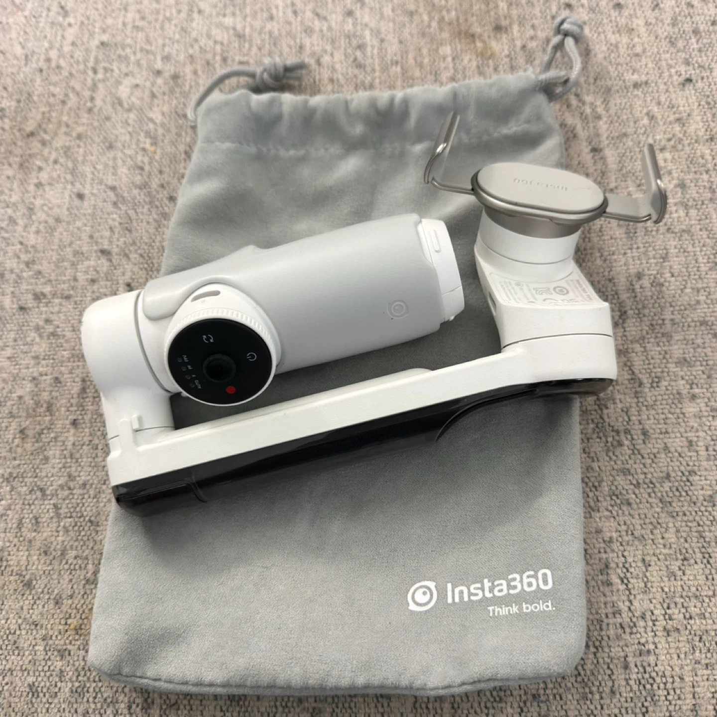 Insta360 Gimbal Stabilizer with Pouch - photo 2