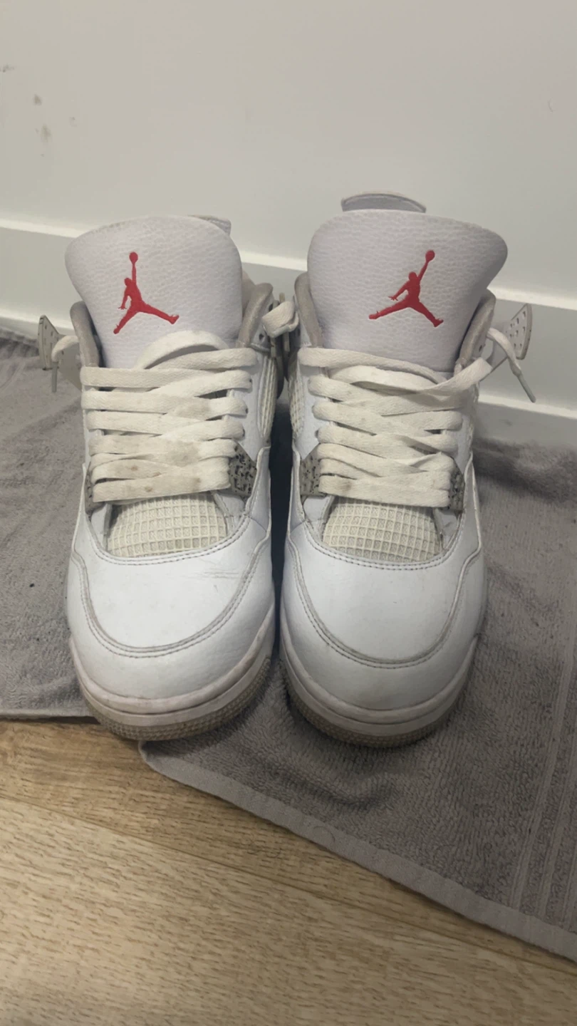 Air Jordan 4 Retro White oreos Men's Shoes - photo 2