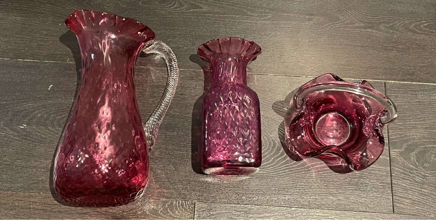 Set of 3 Purple Glass Vases and Pitcher - photo 3