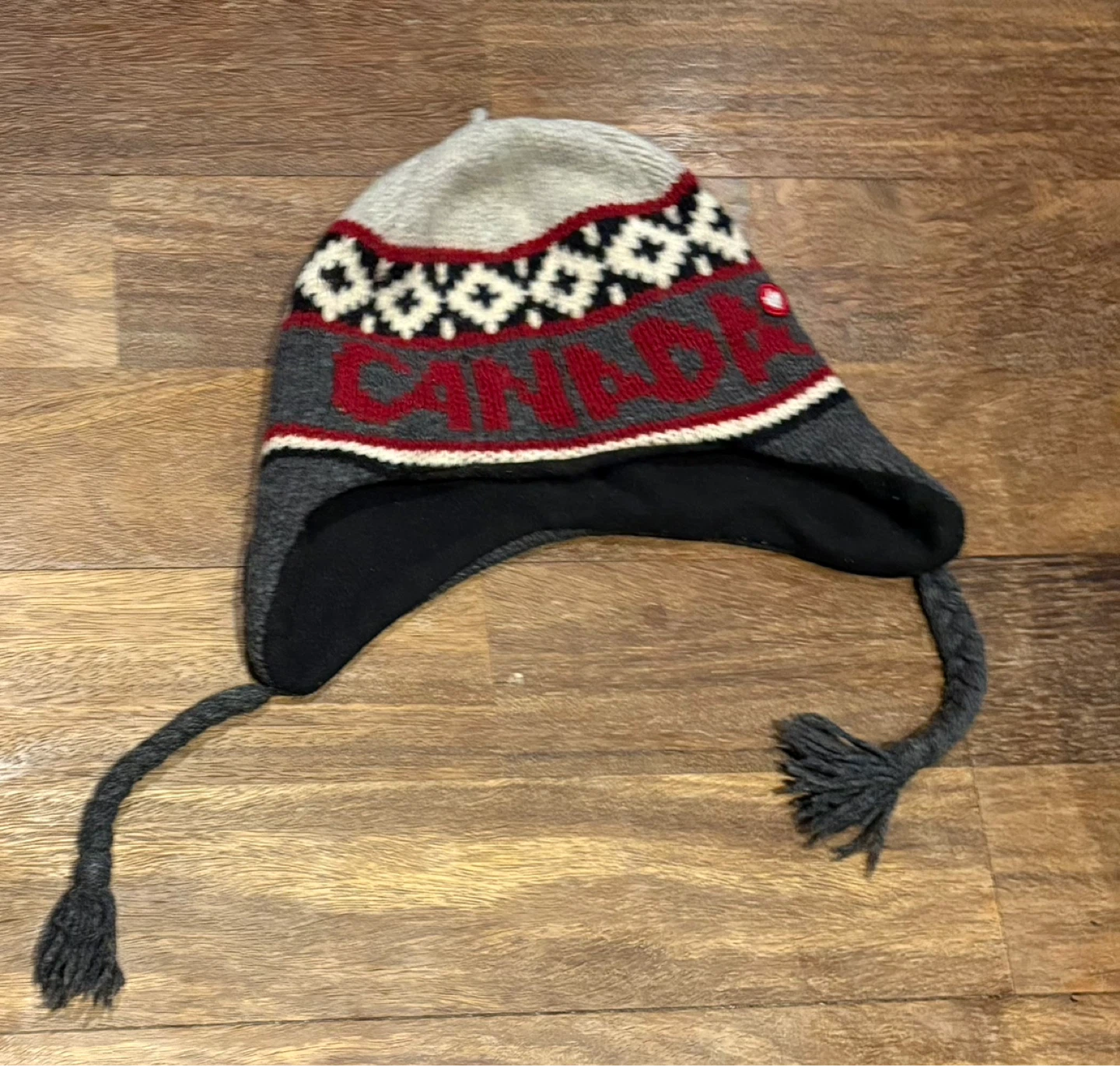 Canada Knit Hat with Tassels