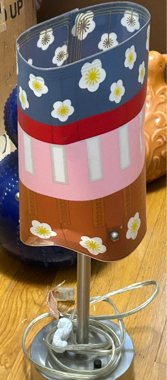 Floral Shade Table Lamp