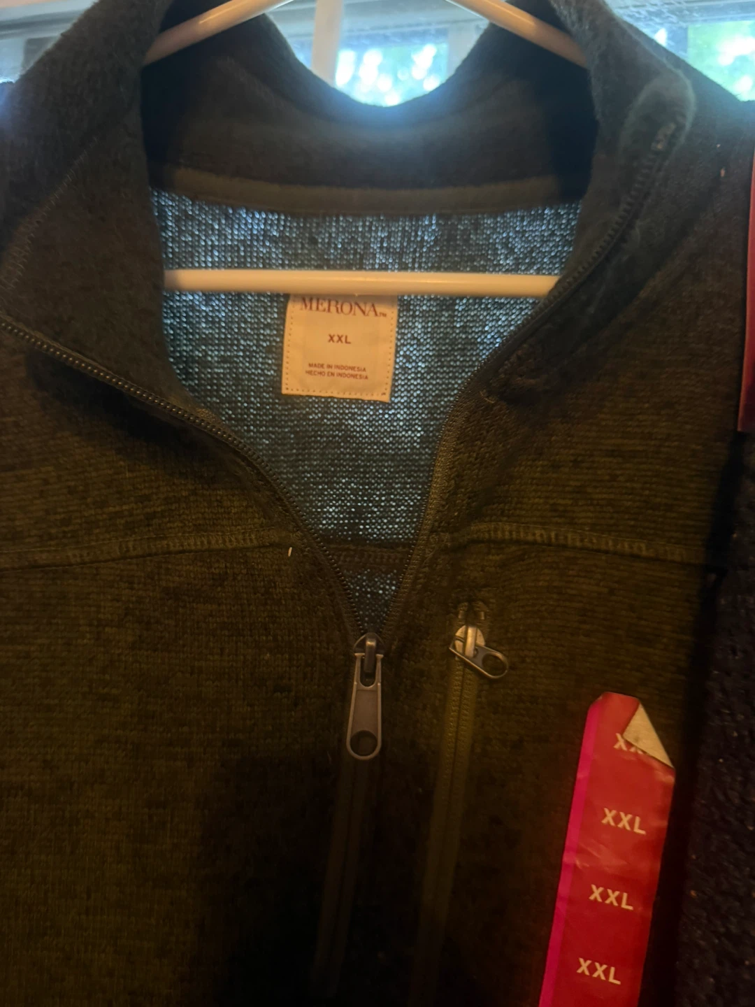 2 Men's  Sweaters & 1 FREE- XXL - photo 3