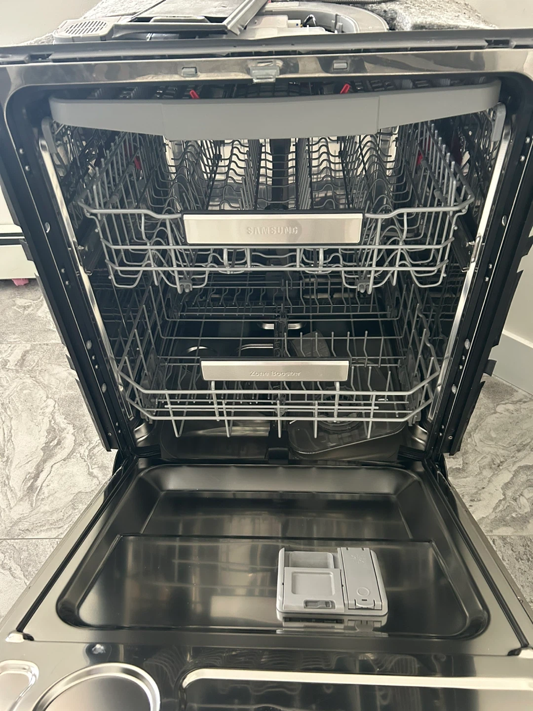 Samsung Dishwasher DW80R9950US - photo 3