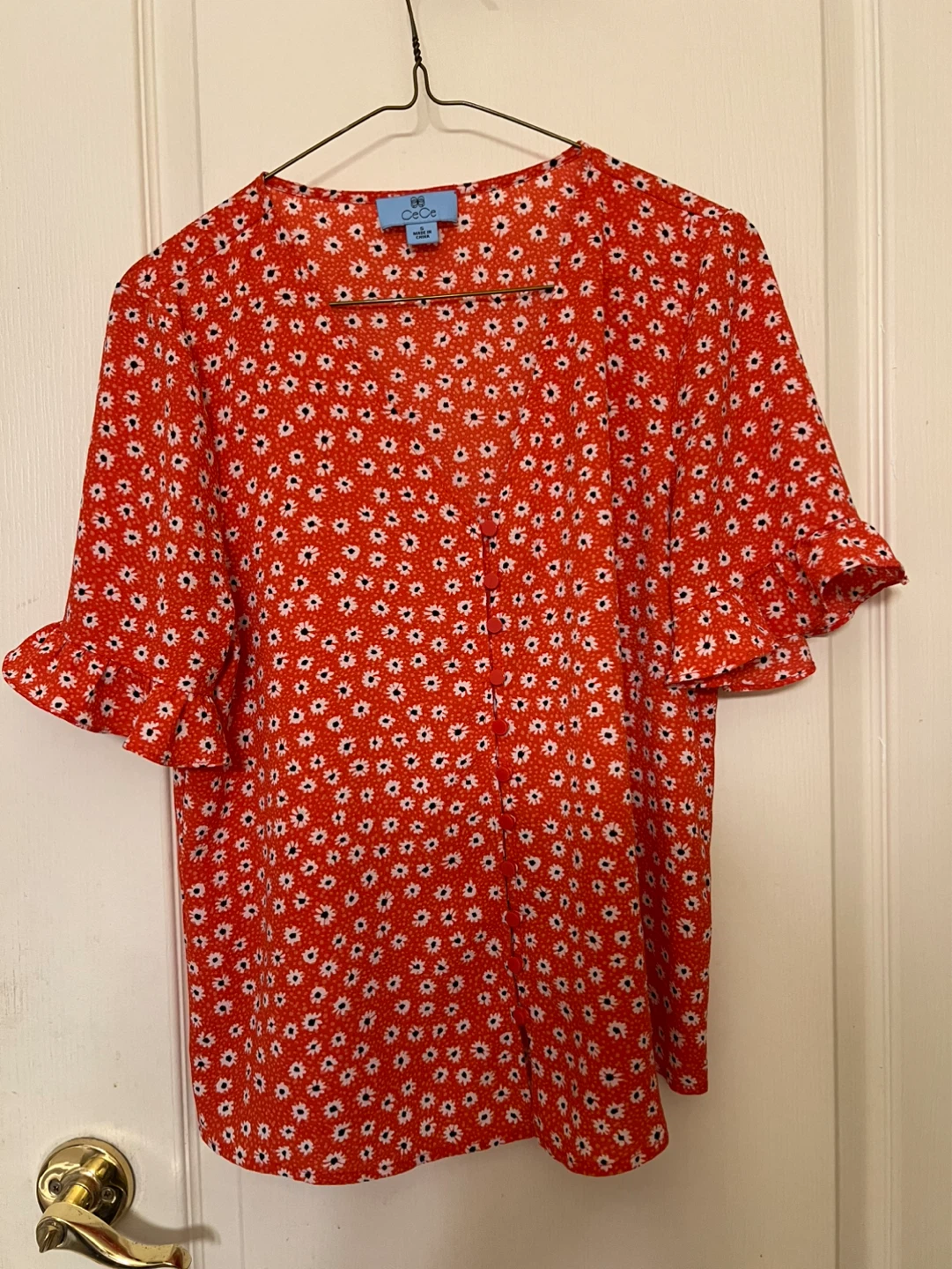 CeCe Floral Print V-Neck Ruffle Sleeve Top - Size Small