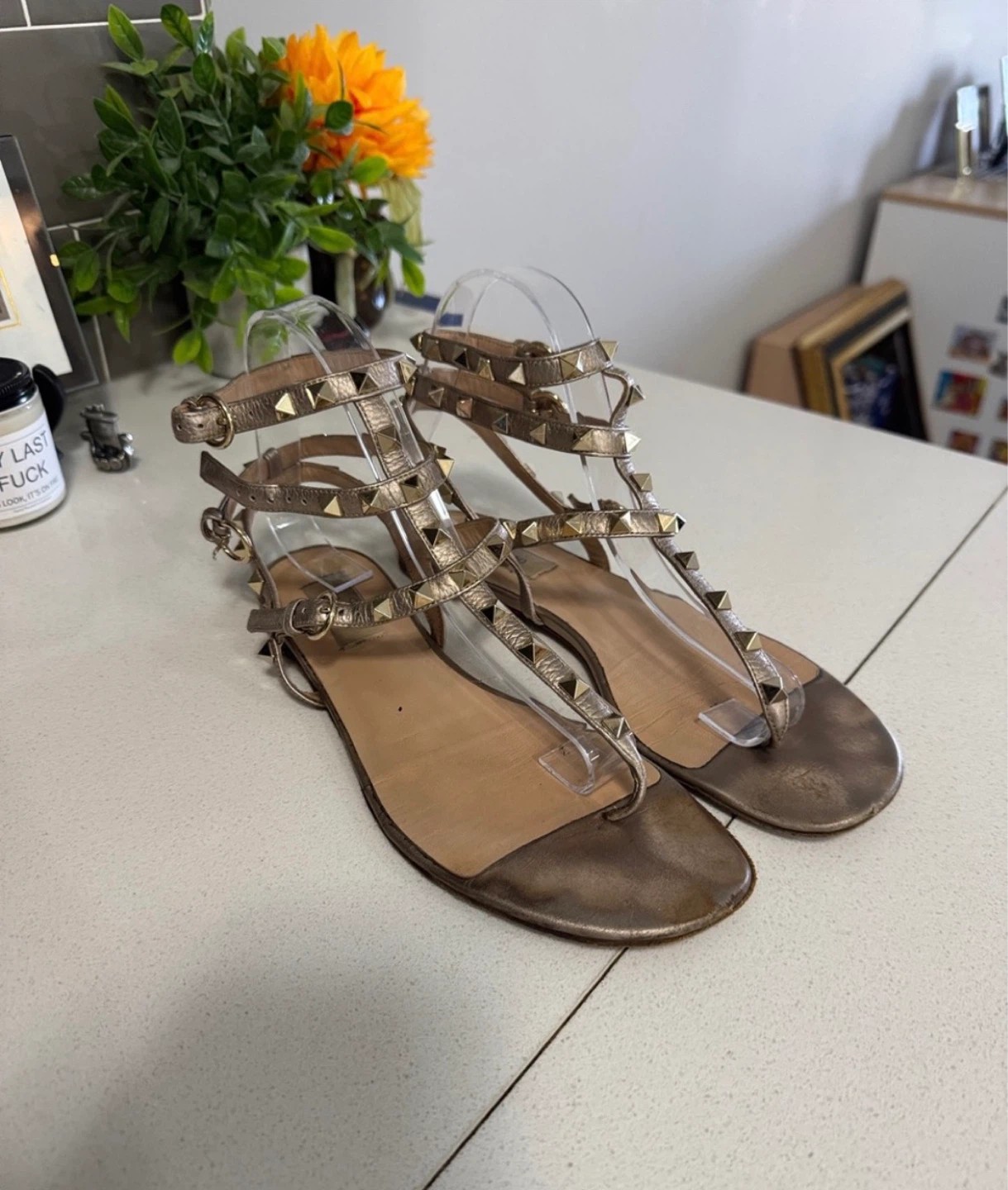 Valentino gold-bronze gladiator sandals - estimate 39 - photo 3