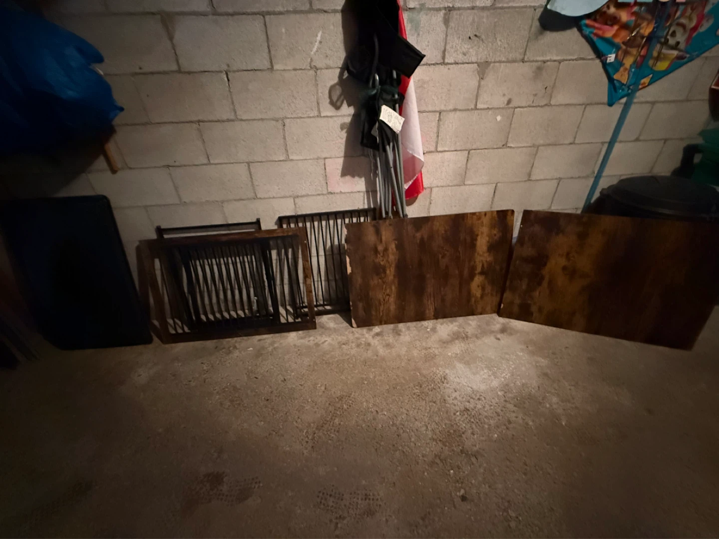 Wooden Dog Crate with Metal Bars - photo 2