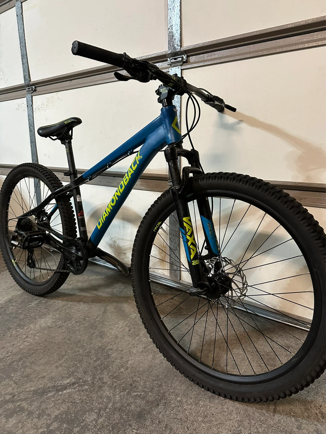 Diamondback 26" Mountain Bike - Blue