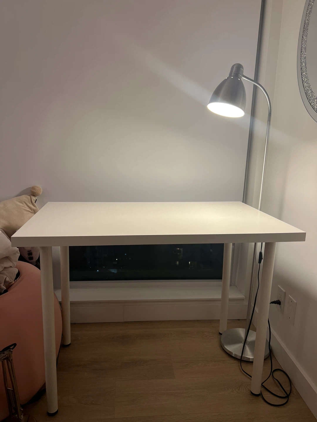 IKEA LINNMON / ADILS White Table