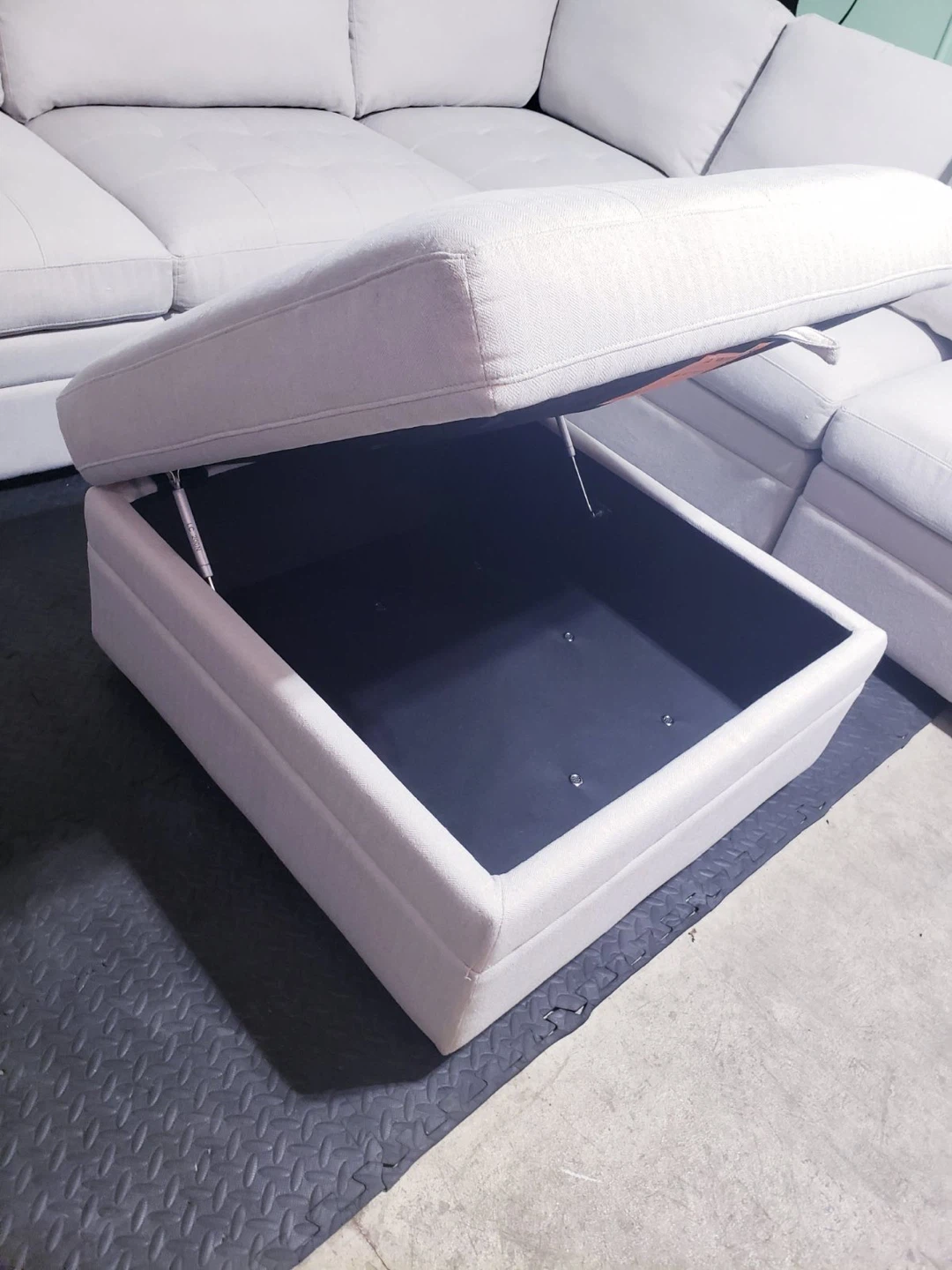Light Grey Sectional Sofa with Storage Ottoman - photo 3