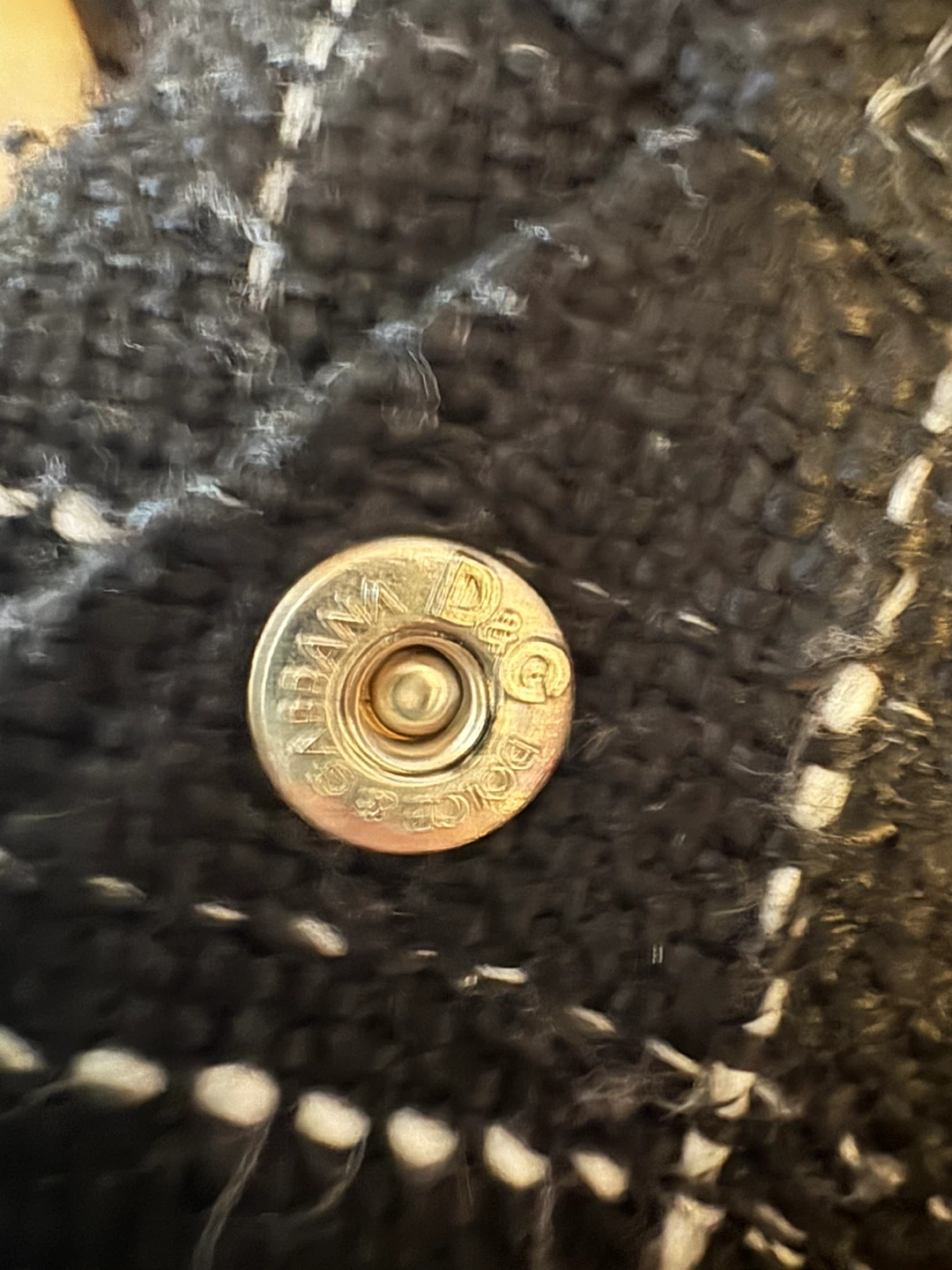D&G authentic vintage (i think i  purchased 2002) tweed Jacket - photo 2