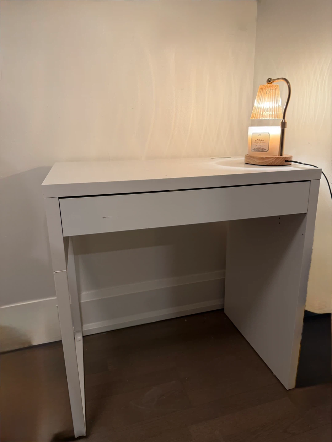 IKEA MICKE Desk - White