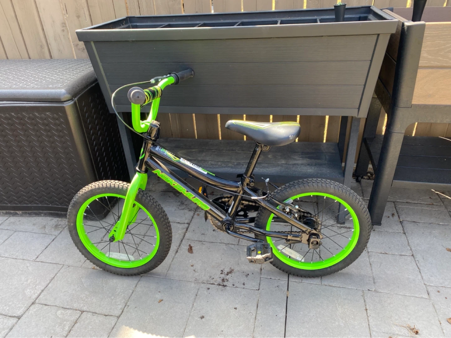 Nakamura BIKE Kids Bicycle - Green and Black