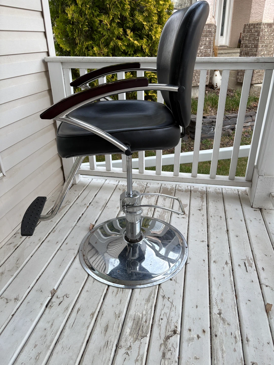 Hydraulic Salon Chair - photo 2