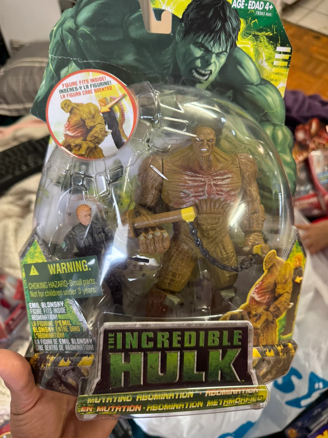 Marvel X-Men Wolverine Action Figure - photo 2