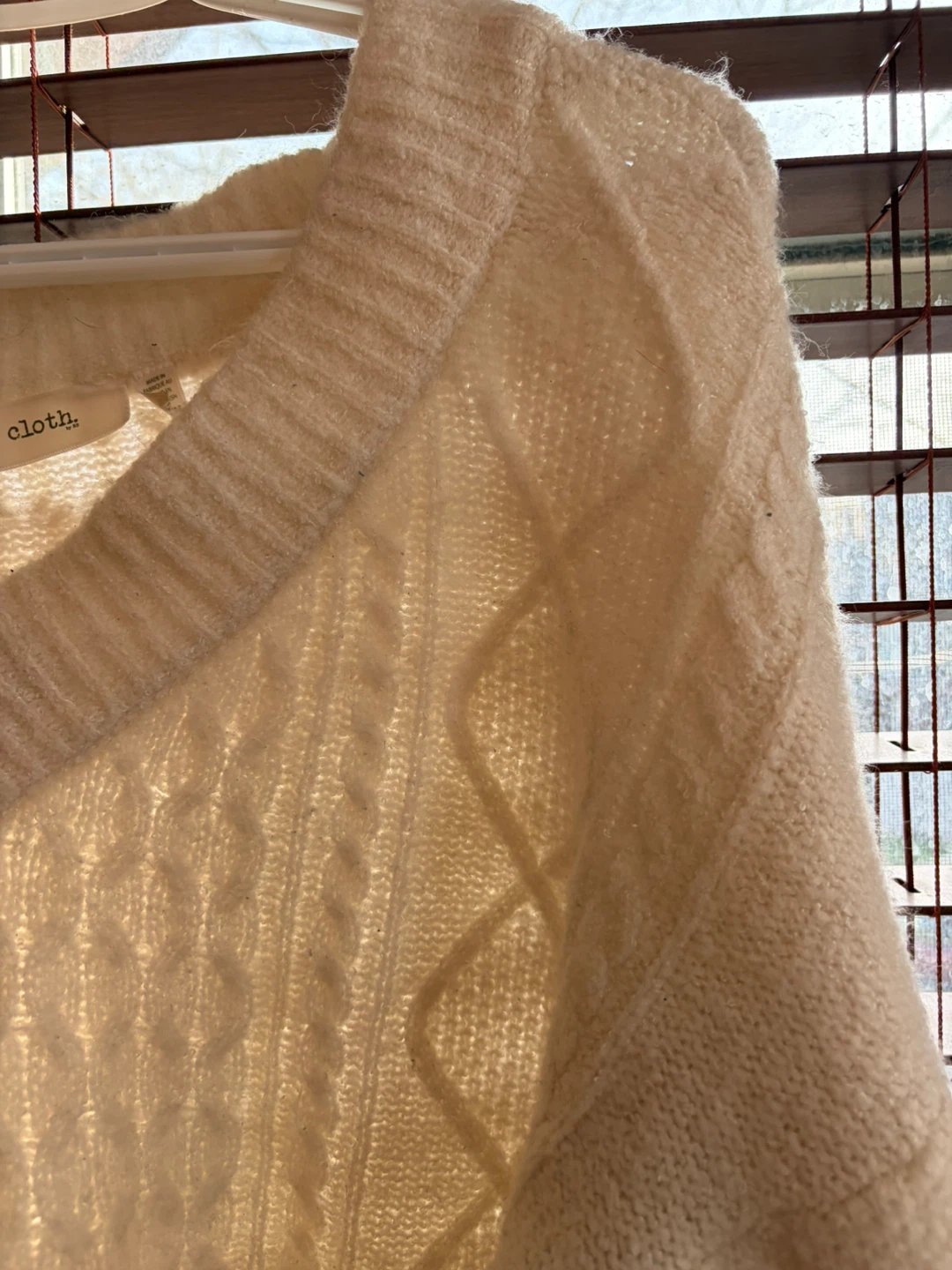 Cream Cable Knit V-Neck Sweater - Medium - photo 2