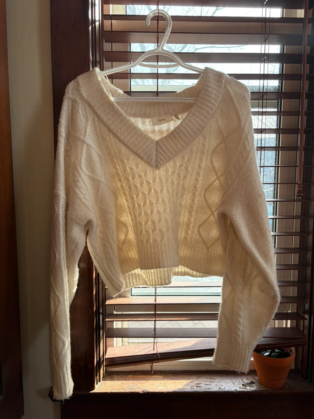 Cream Cable Knit V-Neck Sweater - Medium