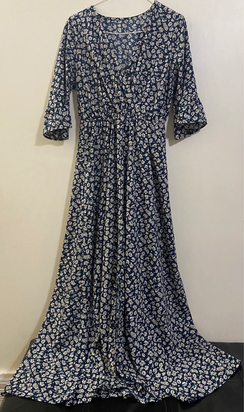 Shein Navy Floral Maxi Dress - Size M