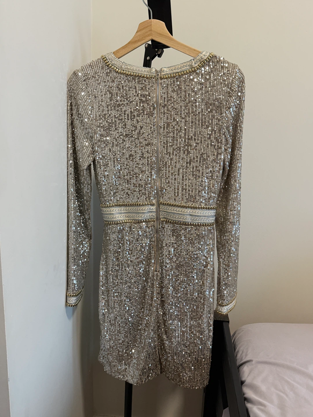 NWT Guess LS Patrice Dress - Size S - photo 3