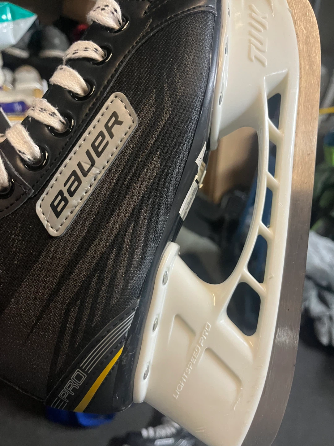 Bauer Vapor X2.7 Hockey Skates - Size US 7.5 - photo 5