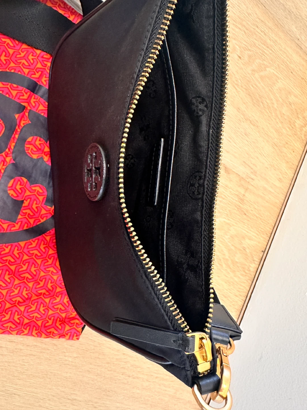 Tory Burch Black Nylon Small Shoulder Bag with Dust Bag - photo 2