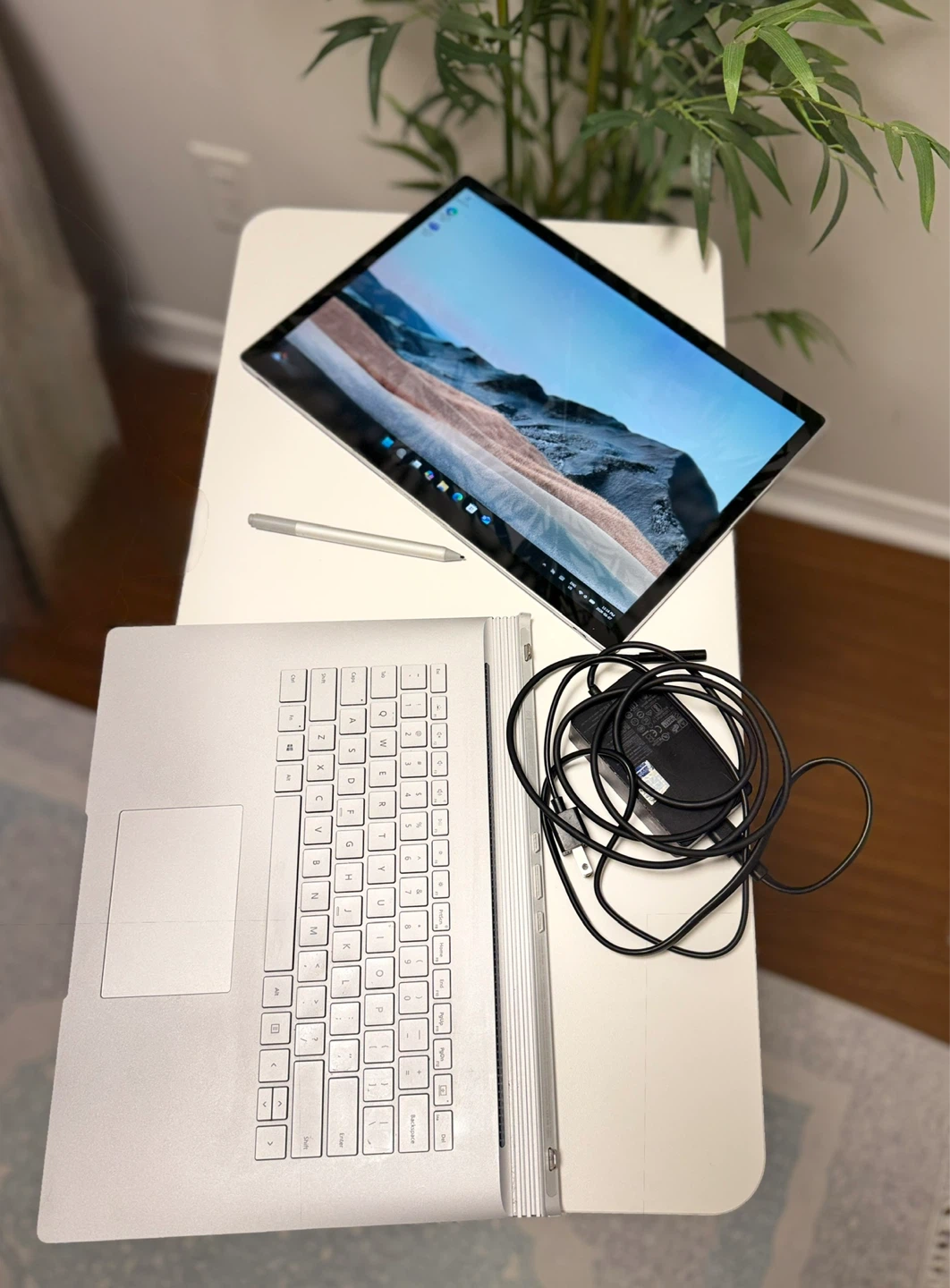 Microsoft Surface Book 3 15" 2TB SSD 32GB RAM + Pen