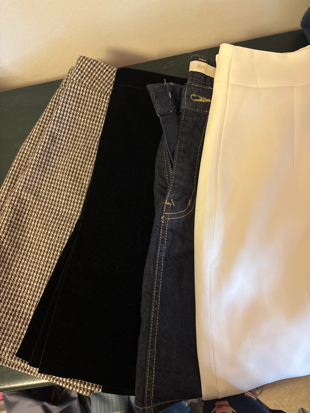 [30$ for 4 skirts] Bundle of Skirts
