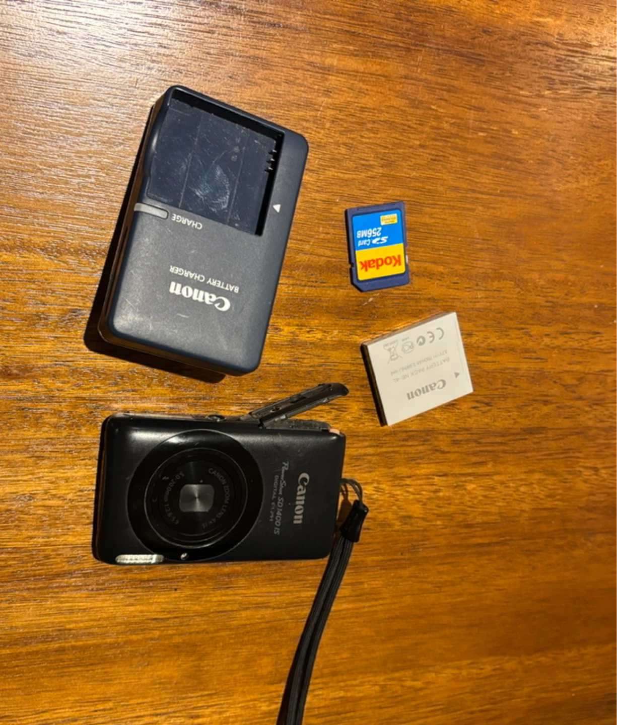 Canon PowerShot SD1400 - photo 3