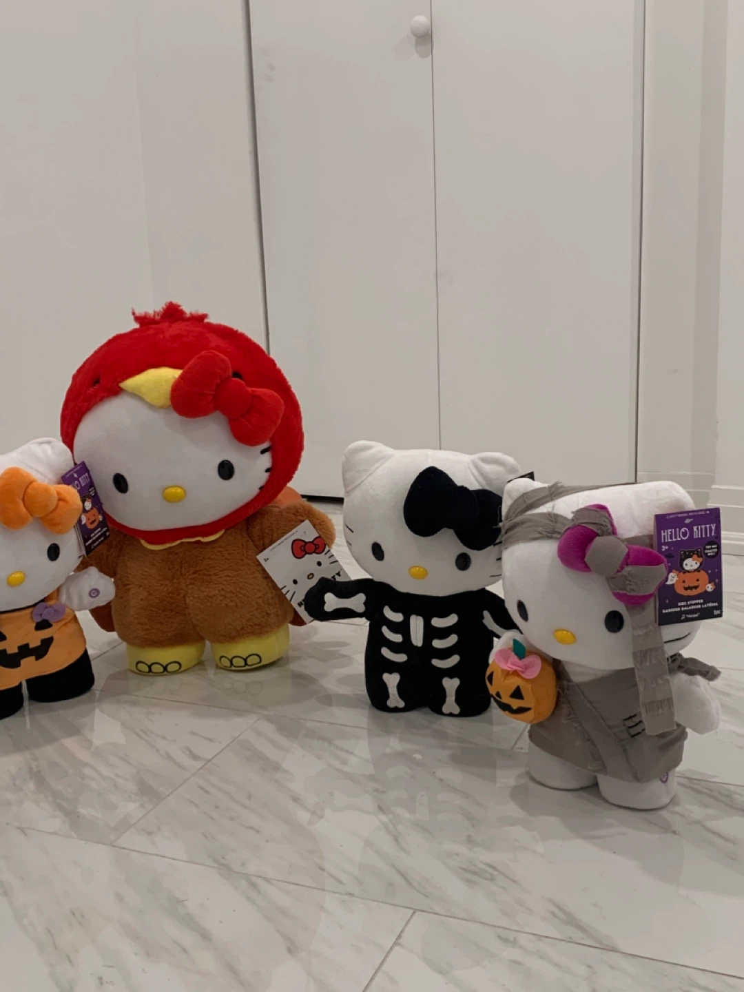 New Hello Kitty Halloween Sidesteppers Set - photo 2