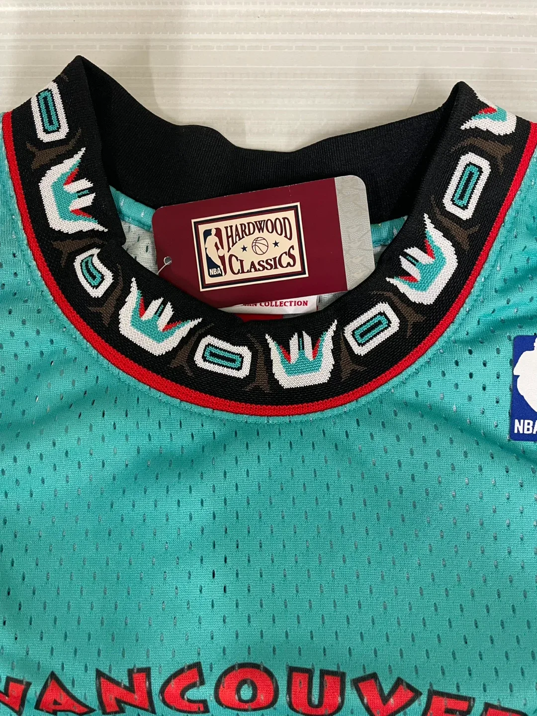 Mitchell & Ness Vancouver Grizzlies Mike Bibby Classics Jersey - photo 3