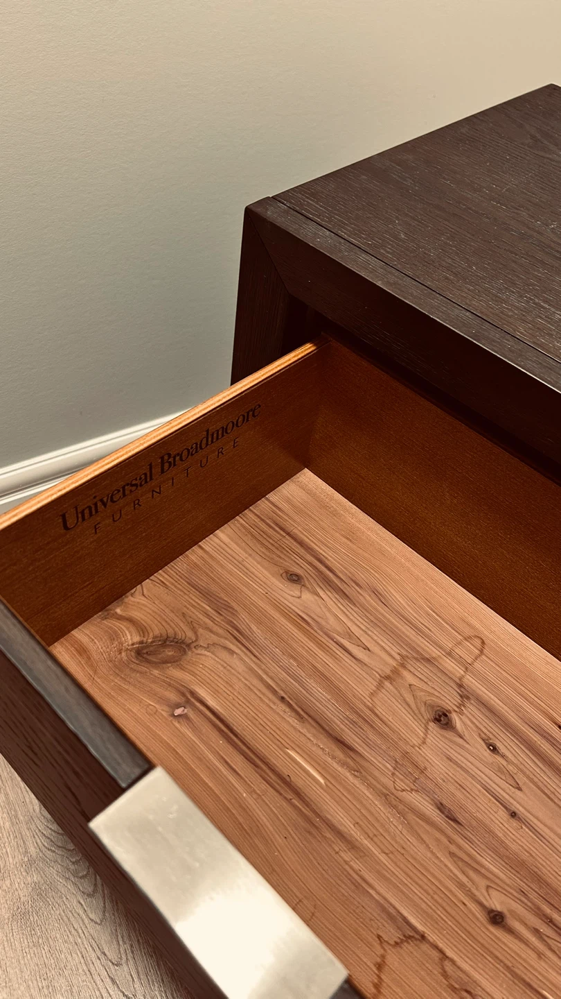 Universal Broadmoore 2-Drawer Nightstand / End Table – Dark Wood - photo 3
