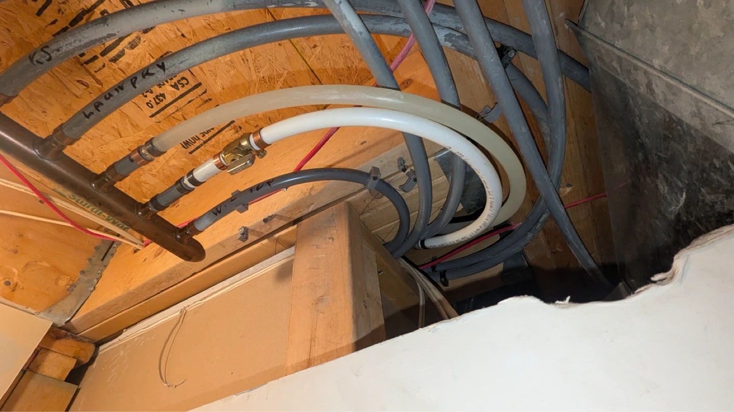 Service plumber - photo 3