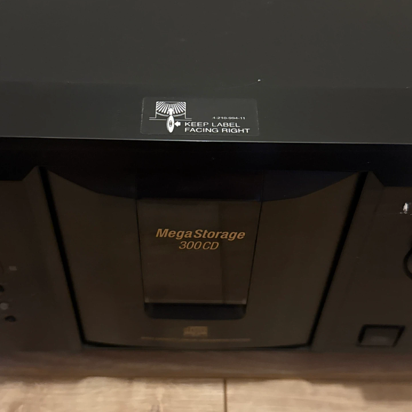 Sony MegaStorage 300 CD Compact Disc Player - photo 2