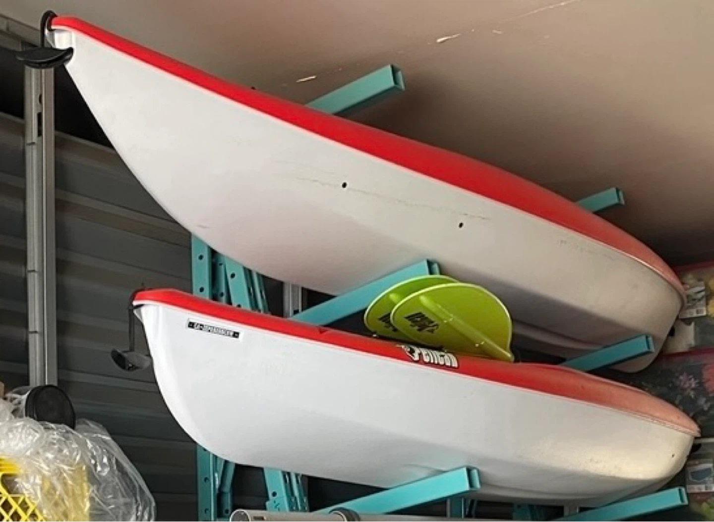 Pelican Kayak Set - Red and White